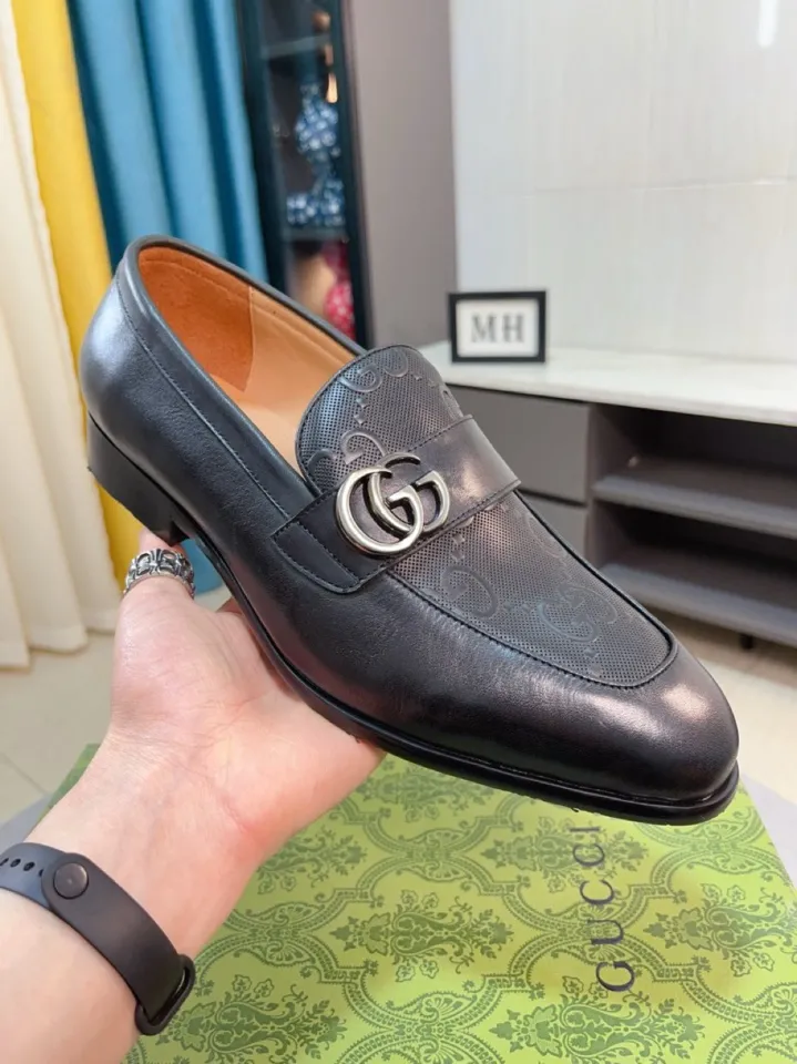 Men's shoes 💰500🌹🌹Niuli [GUCCI Gucci] A new style of formal men's leather shoes is coming~ The original quality upper is made of patent leather imported from Italy, the leather is soft and delicate, comfortable and soft first-layer cowhide lining, rubber wear-resistant outsole, the shoe shape is dignified and domineering, and the luxury charm cannot be concealed! The natural and free nouveau riche leads the trend. Code number: 38-44
